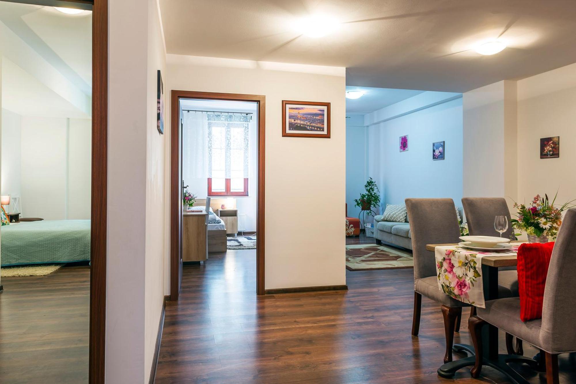 Galeria Italiana Apartments Wrocław Extérieur photo